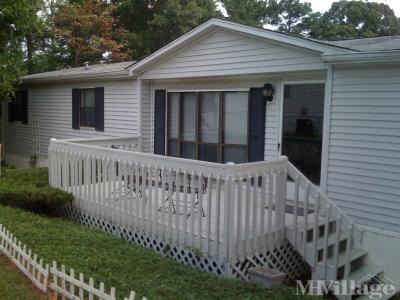 Photo 2 of 9 of park located at 2054 Appling Circle Sugar Hill, GA 30518