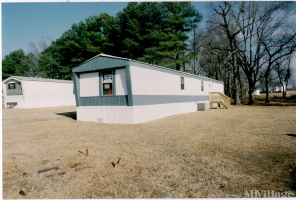 Photo of Powell's Mobile Home Park, Smithfield NC