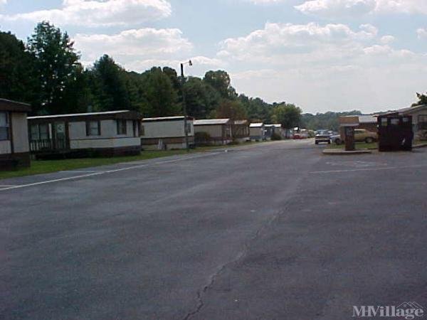 Photo of Woodland Mobile Home Park, Hickory NC