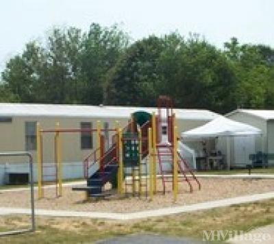 Photo 3 of 38 of park located at 11121 Veterans Memorial Hwy, Lot #30 Douglasville, GA 30134