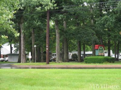 Photo 2 of 22 of park located at 2985 North Main Street Hatfield, PA 19440