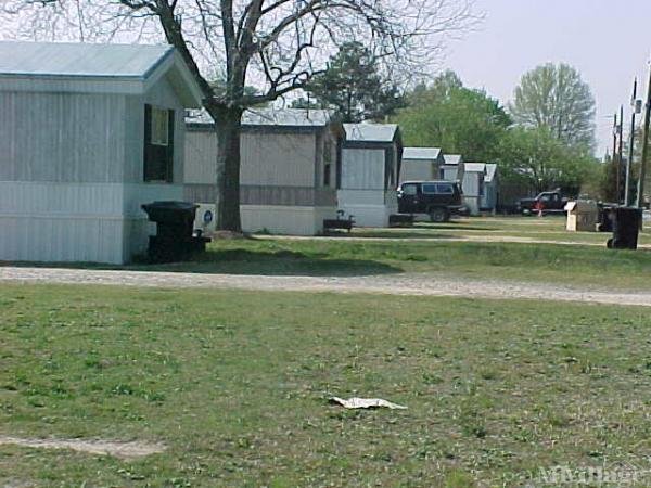 Photo of Bayles Mobile Home Park, Erwin NC