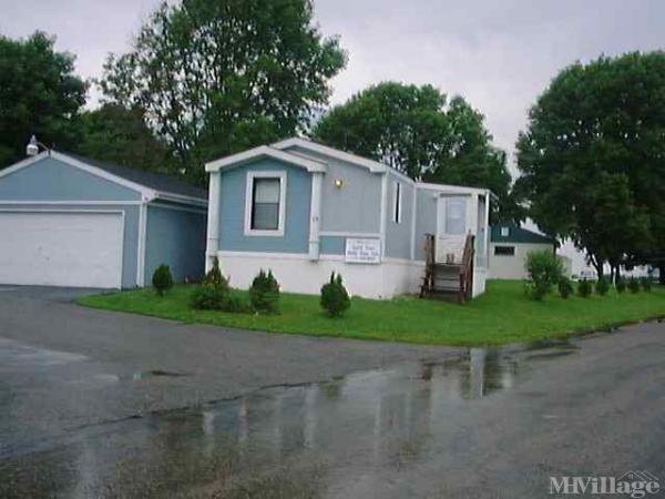 Photo 1 of 1 of park located at 402 Elm Street South Janesville, MN 56048