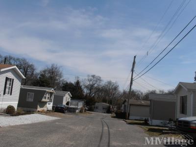 Photo 4 of 5 of park located at 1820 Hwy 35 Wall, NJ 07719