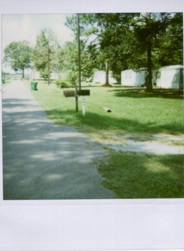 Photo 1 of 2 of park located at 104 Vermillion Circle Youngsville, LA 70592