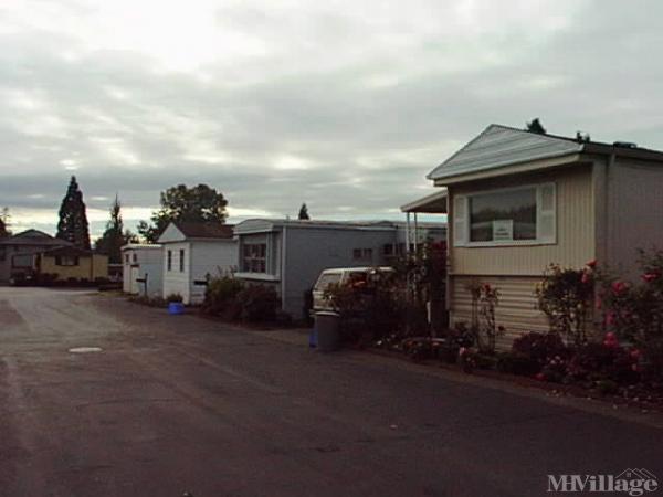 Altramar Trailer Court Mobile Home Park In Milwaukie Or Mhvillage altramar trailer court mobile home park