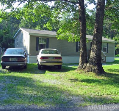 Photo 3 of 8 of park located at 10 Colby Avenue Crimora, VA 24431