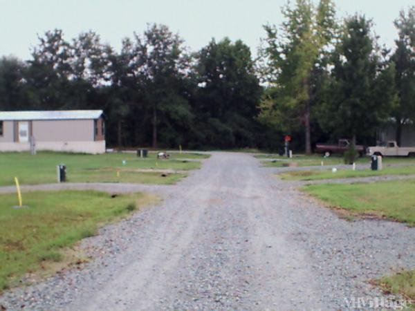 Photo of West End Mobile Home Park, Queen City TX