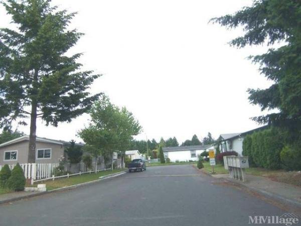 Photo 1 of 2 of park located at 3900 Parkway Blvd Hubbard, OR 97032