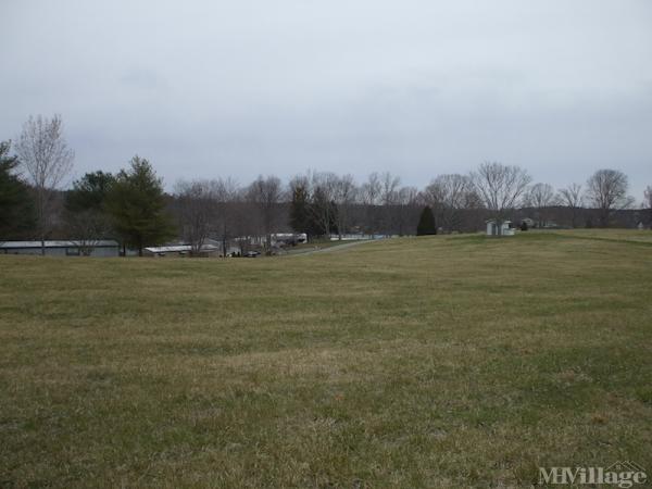 Photo 1 of 2 of park located at 140 Homestead Dr Moneta, VA 24121