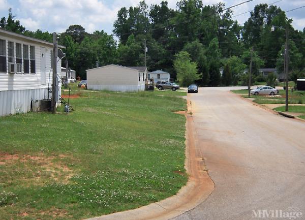 Photo 1 of 2 of park located at 4100 Walnut Street Opelika, AL 36804