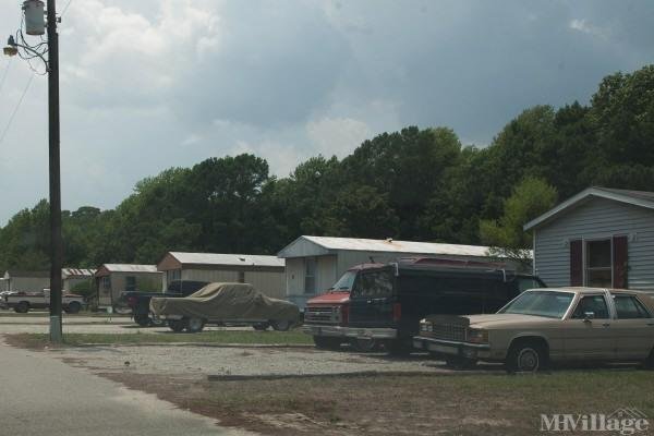 Photo of Hidden Lakes Mobile Home Park, Wilmington NC