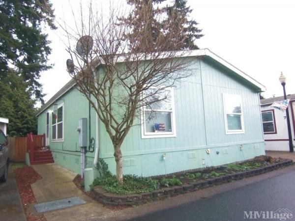 Photo of Marissa Estates, Portland OR