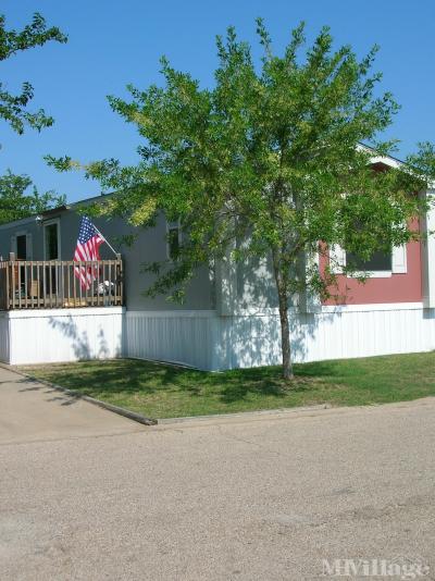 Photo 2 of 3 of park located at 305 W Elms Rd Killeen, TX 76542