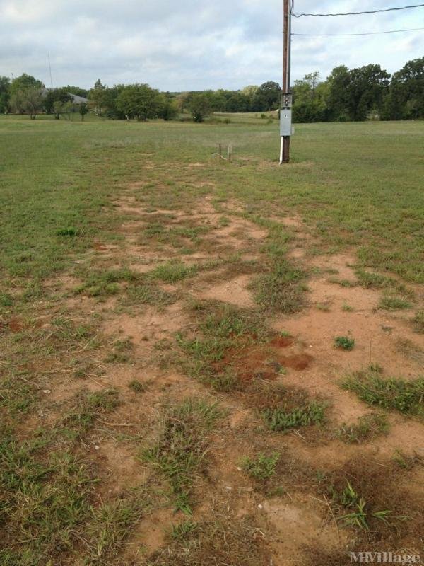 Photo 1 of 2 of park located at 112 Smith Road Boyd, TX 76023