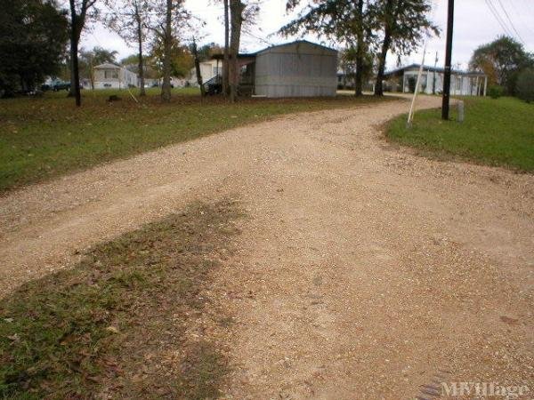 Photo 1 of 2 of park located at Pioneer Trailer Park Road Saint Francisville, LA 70775