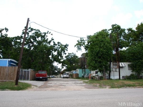 Photo 1 of 2 of park located at 1010 Medina Street Houston, TX 77012