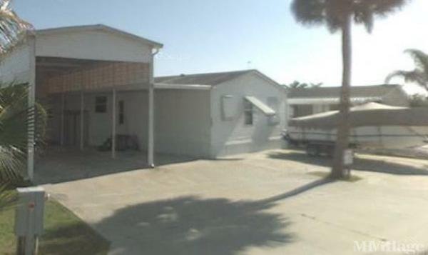 Photo 1 of 2 of park located at 845 Yacht Club Way NW Moore Haven, FL 33471