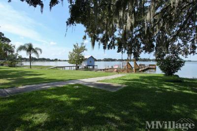 Kings Pointe Mobile Home Park in Lake Alfred, FL | MHVillage