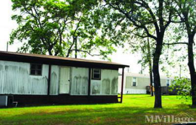 Mobile Home Park in Pineland TX