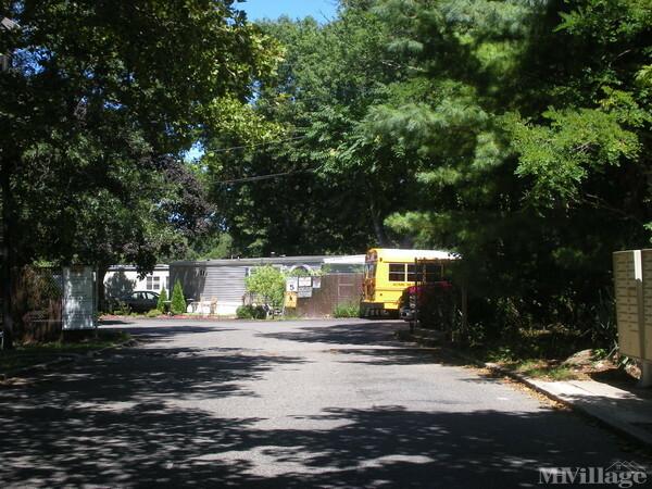 Photo 1 of 2 of park located at 320 Flanders Rd Riverhead, NY 11901