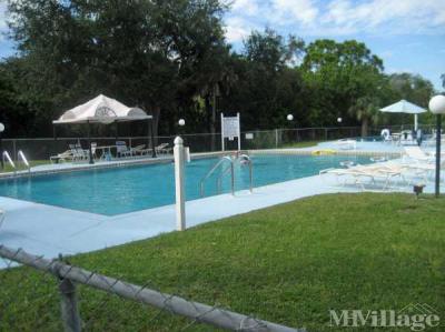 Sugar Creek Country Club Mobile Home Park in Bradenton, FL | MHVillage