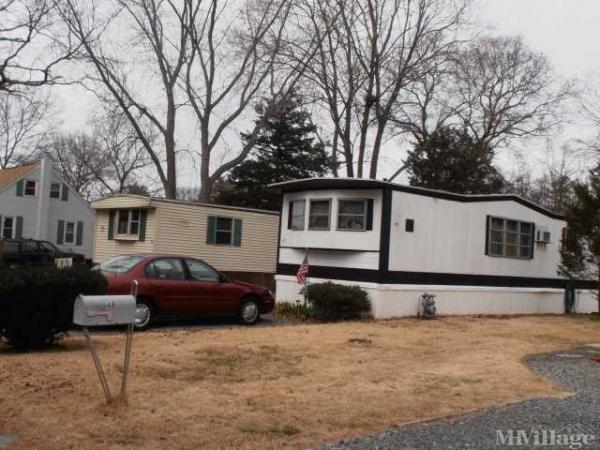 Colonial MHP Mobile Home Park in Manchester, NJ MHVillage