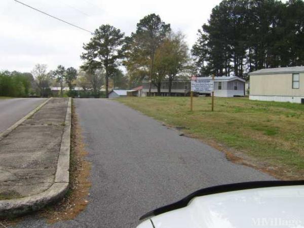 Photo 1 of 2 of park located at 1501 Brakefield Dairy Rd Jasper, AL 35503