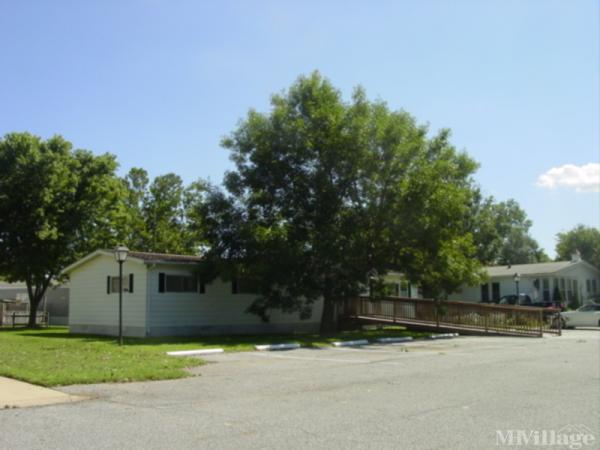 Photo 1 of 2 of park located at 2 Willow Dr Frederica, DE 19946