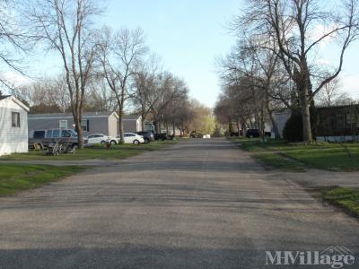 Photo 5 of 29 of park located at 400 Center Avenue South Montrose, MN 55363