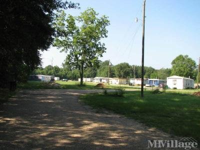 Mobile Home Park in Independence LA