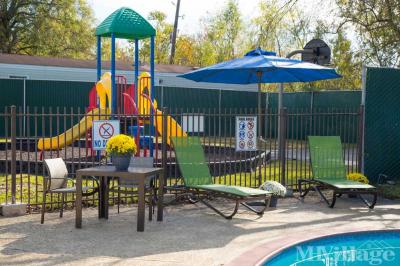Photo 5 of 9 of park located at 660 Maxey Road Houston, TX 77013