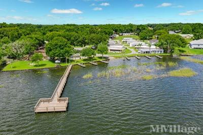 Photo 4 of 13 of park located at 201 Fish Haven Road Auburndale, FL 33823