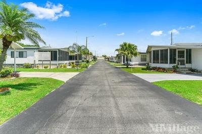 Photo 2 of 24 of park located at 1501 Ariana St Lakeland, FL 33815