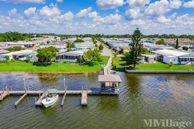 Photo 4 of 13 of park located at 39 Azalea Dr Winter Haven, FL 33881