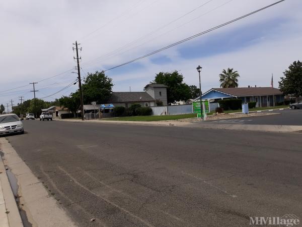 Photo of Magnolia Gardens Mobile Home Park, Lemoore CA