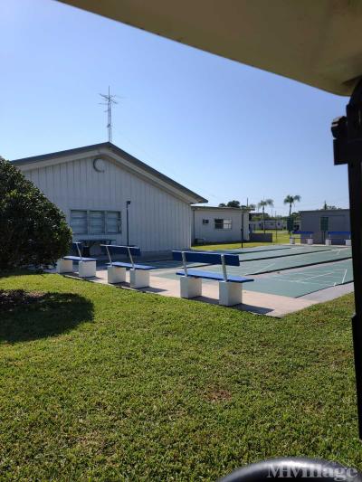 Photo 4 of 7 of park located at 900 9th Avenue East Palmetto, FL 34221