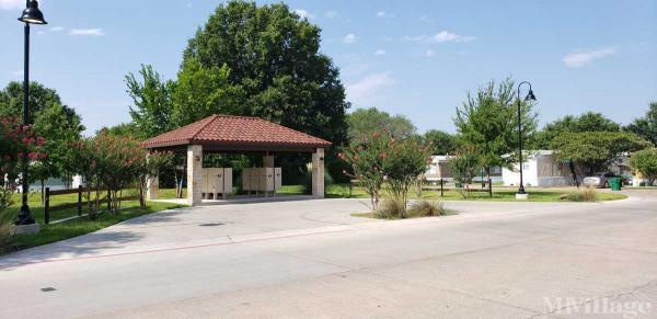 Estancia Mobile Home Park In Fort Worth