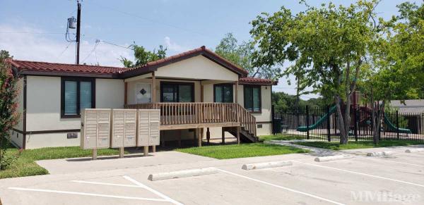 Photo of Seven Oaks, Forest Hill TX