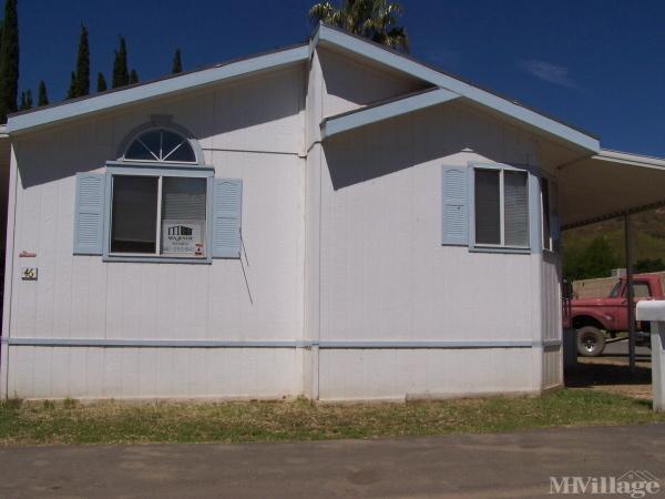 Photo of Paradise Ranch Mobile Home Park, Castaic CA