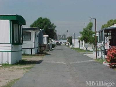 Mobile Home Park in Bloomington CA