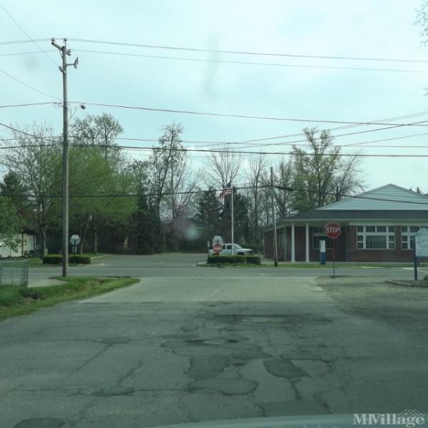 Lakeside MHC Mobile Home Park in Buckeye Lake, OH MHVillage