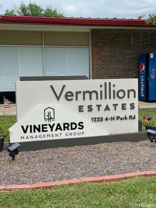 Vermillion Estates Mobile Home Park in Pontiac, IL MHVillage