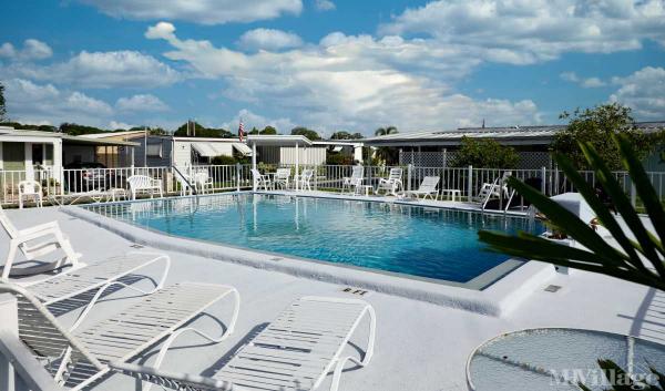 Photo 1 of 2 of park located at 7403 46th Avenue North Saint Petersburg, FL 33709