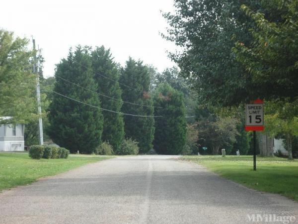 Photo of Deerfield Mobile Home Park, Ridgeway VA