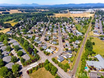 Photo 2 of 24 of park located at 5050 Columbus St SE Albany, OR 97322