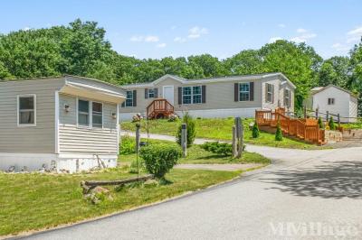 Photo 3 of 4 of park located at 155 N. Ivy St. Branford, CT 06405