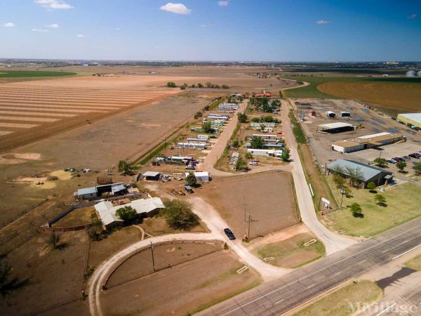 Photo 1 of 2 of park located at 4000 I-27 Bl Plainview, TX 79072