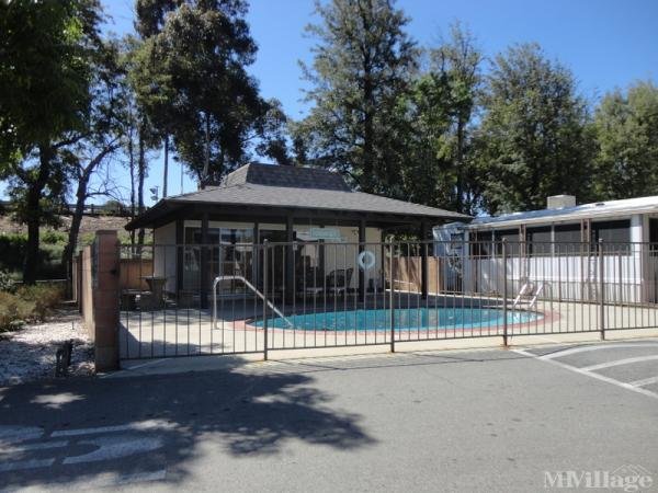 Photo of Golden Triangle Mobile Home Park, Mission Hills CA