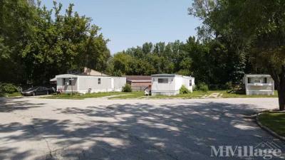 Photo 5 of 6 of park located at 5655 Dixie Highway Saginaw, MI 48601